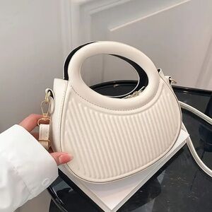 Elegant Chic White Embossed Stripe Crossbody Handbag